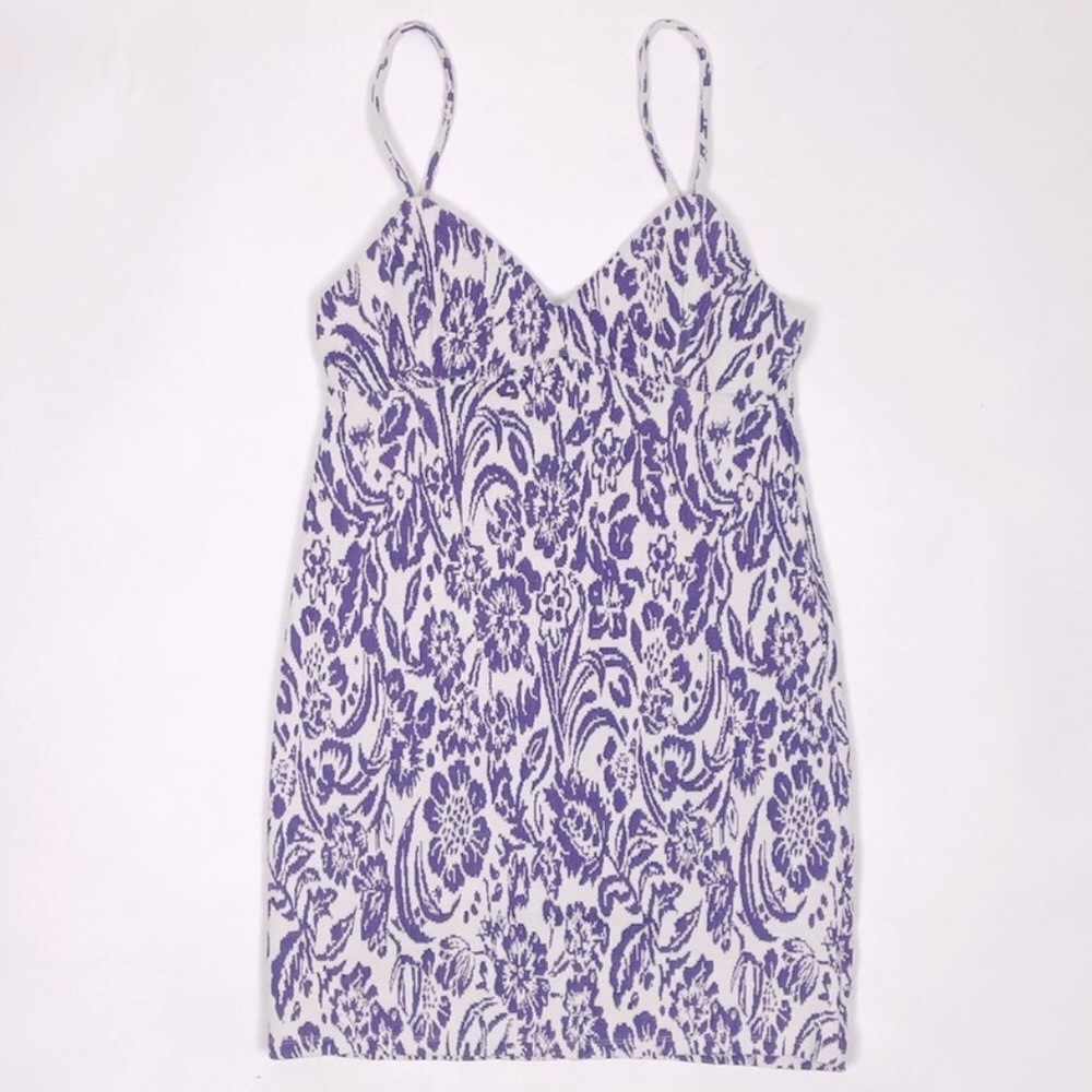 New Zara Short V-neck dress with spaghetti straps NWOT Size S